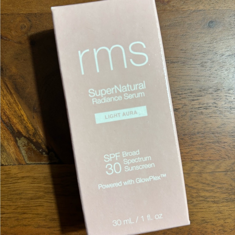 RMS beauty SuperNatural Radiance Serum - Light Aura